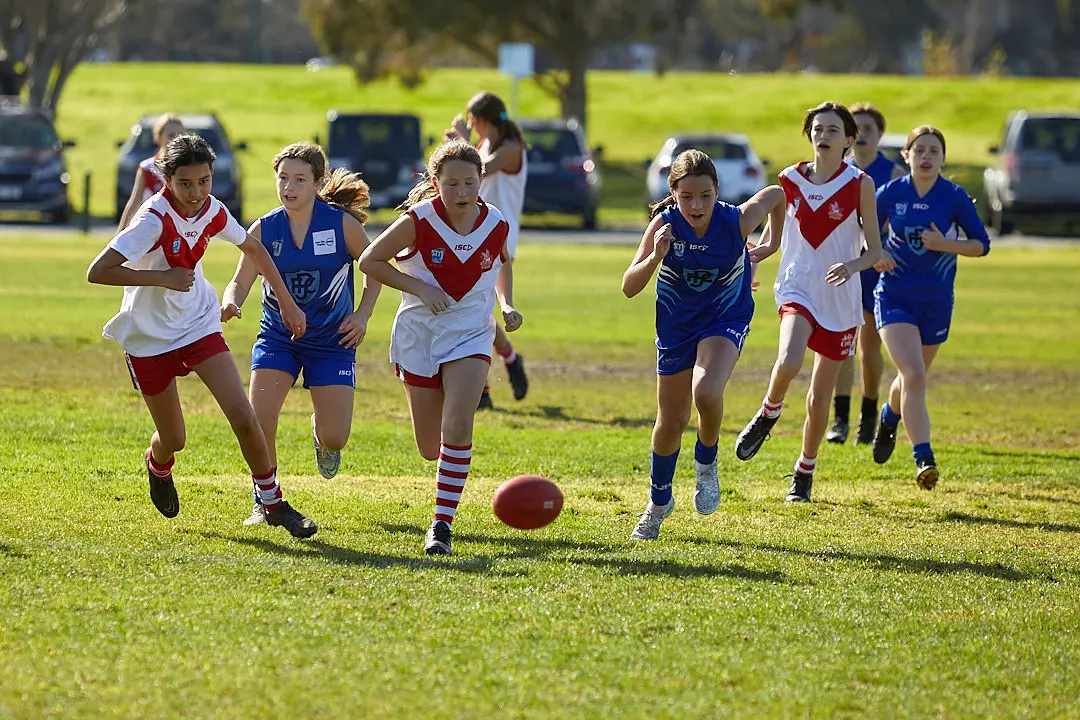 Girls game play bloods hero action 7